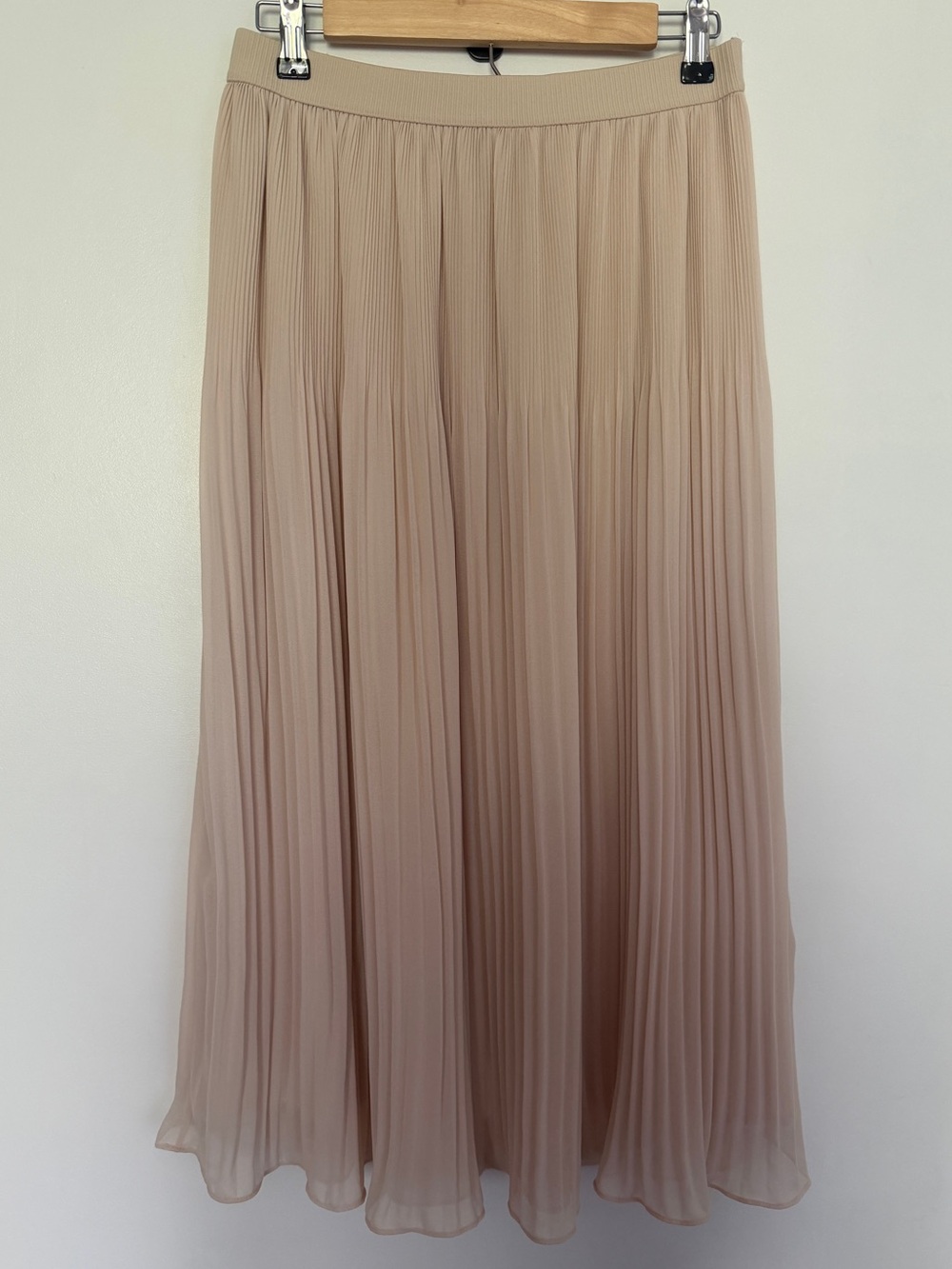 H&M Cream Pleated Midi Skirt